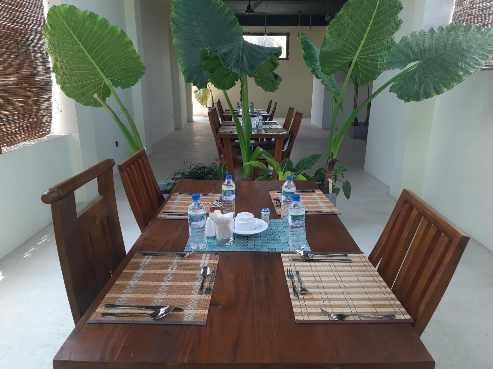 Spicepeek Boutique Hotel Cmb Airport คาตุนายากา ภายนอก รูปภาพ
