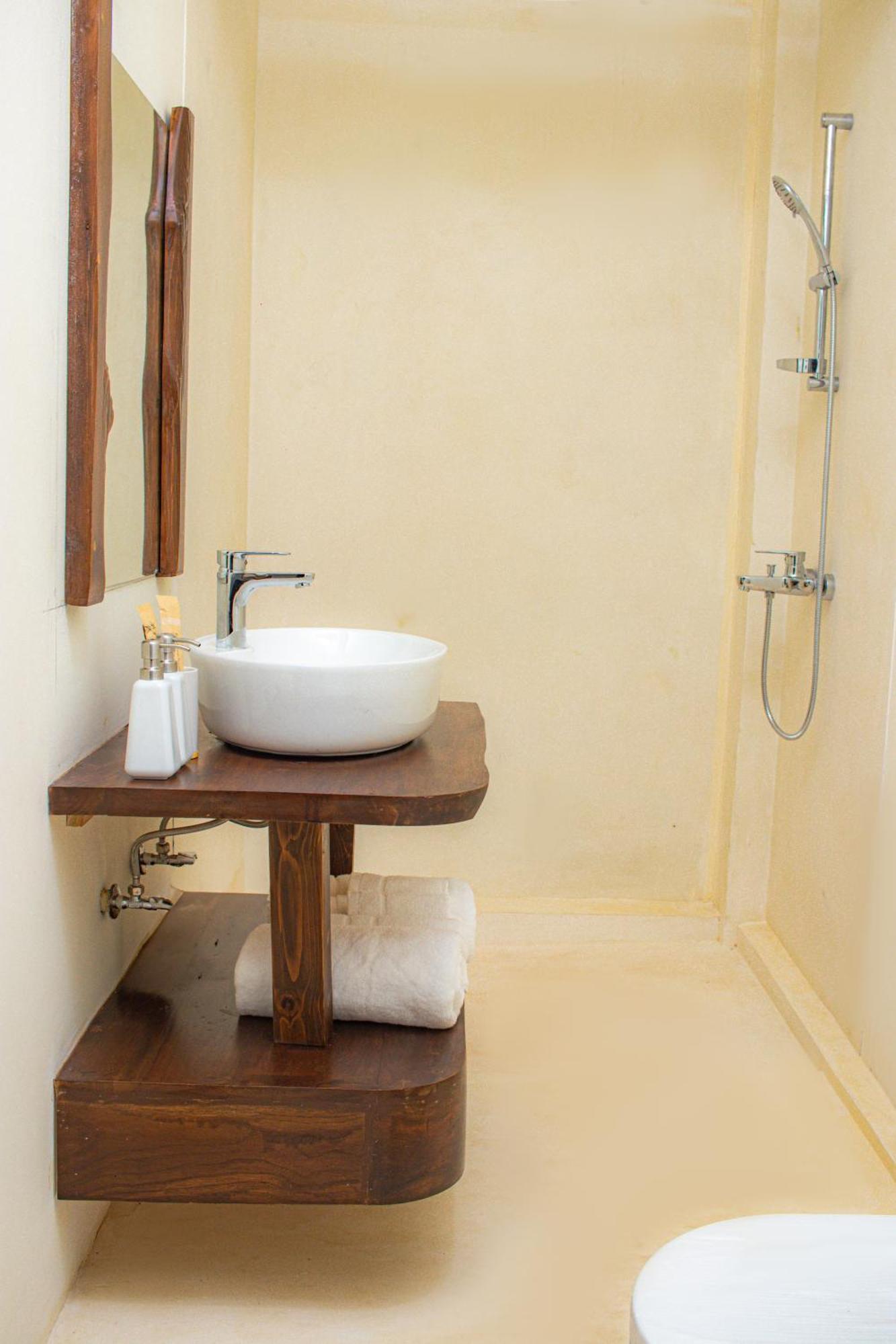 Spicepeek Boutique Hotel Cmb Airport คาตุนายากา ภายนอก รูปภาพ