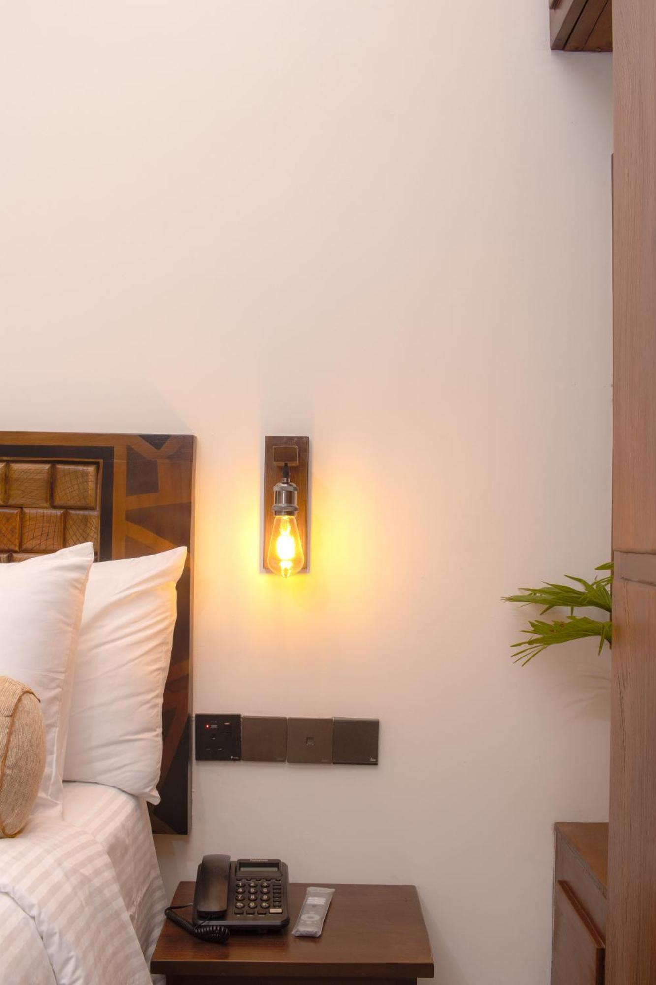 Spicepeek Boutique Hotel Cmb Airport คาตุนายากา ภายนอก รูปภาพ